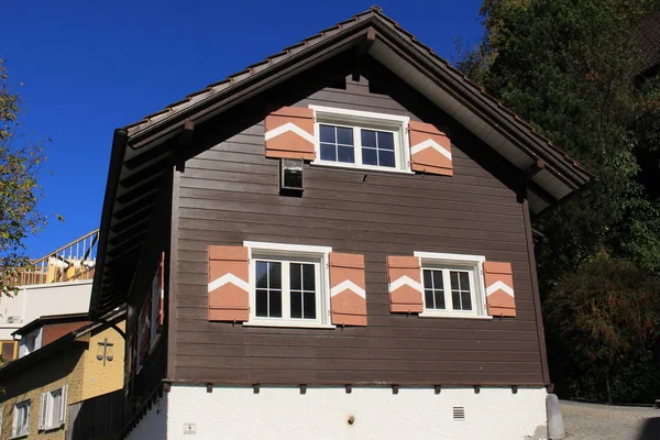 Antigua Casa Madera Tradicional Vaduz Liechtenstein Europa — Foto de Stock