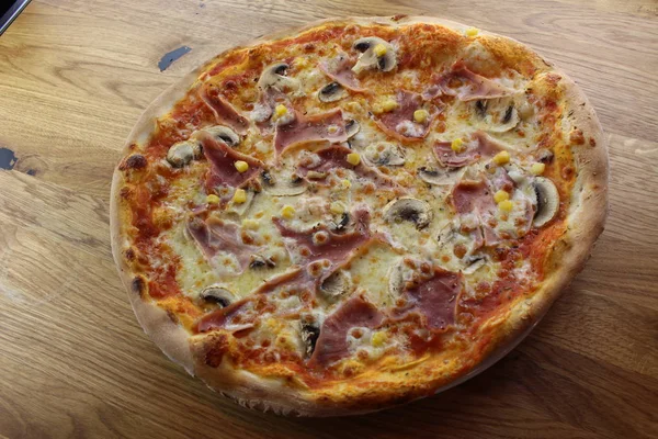 Calabrian Pizza Ham Mushroom Cheese White Plate — Stock Photo, Image
