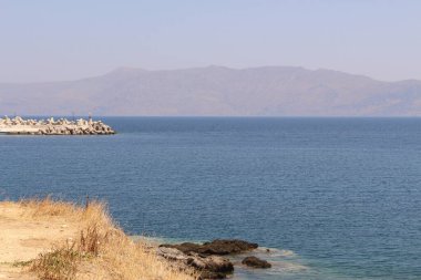 Chania, Girit Adası 'ndaki Kissamos yakınlarındaki Balos yarımadasından alınan Mavi Akdeniz ve Rodopos yarımadası.