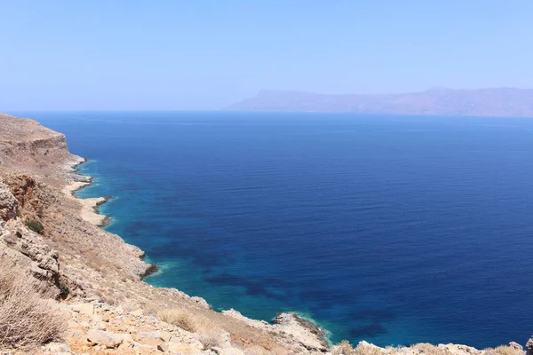 Blaues Mittelmeer Und Halbinsel Rodopos Aufgenommen Von Der Halbinsel Balos — Stockfoto