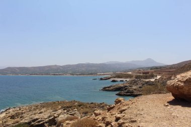 Mavi Akdeniz ve Kissamos Körfezi, Balos yarımadasından alınmıştır, Girit Adası, Yunanistan 'daki Balos plajı yolunda..