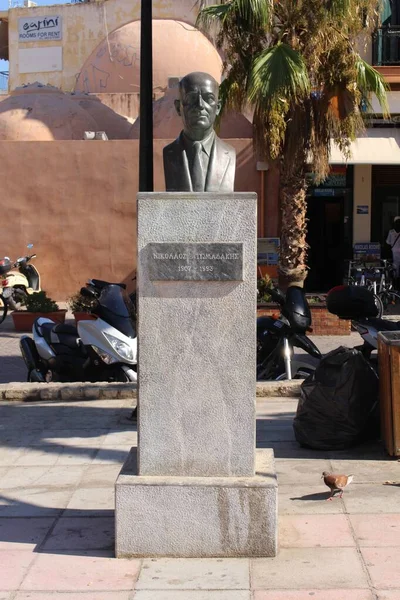 Chania Creta Isola Grecia Luglio 2016 Statua Del Bizantinologo Storico — Foto Stock