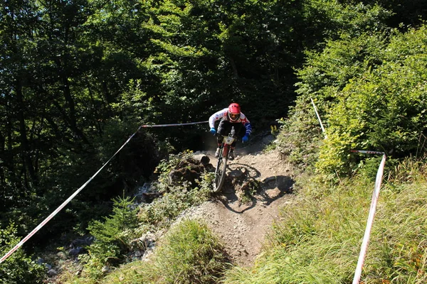 Innsbruck Austria Agosto 2015 Motociclista Professionista Completamente Equipaggiato Sta Guidando — Foto Stock