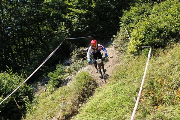 Innsbruck Austria Agosto 2015 Motociclista Professionista Completamente Equipaggiato Sta Guidando — Foto Stock