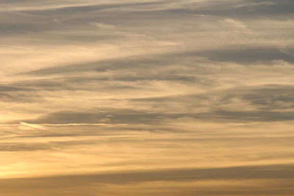 Cielo Rojizo Nublado Atardecer Bregenz Austria —  Fotos de Stock