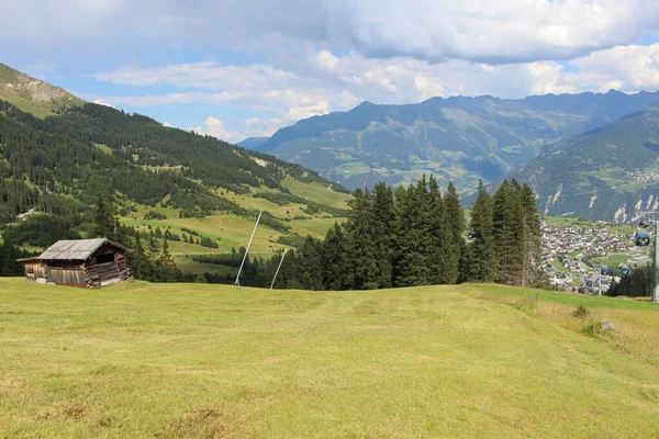 Vissen Tirol Oostenrijk August Waldbahn Kabelbanen Alpen Bergen Sattel Sued — Stockfoto