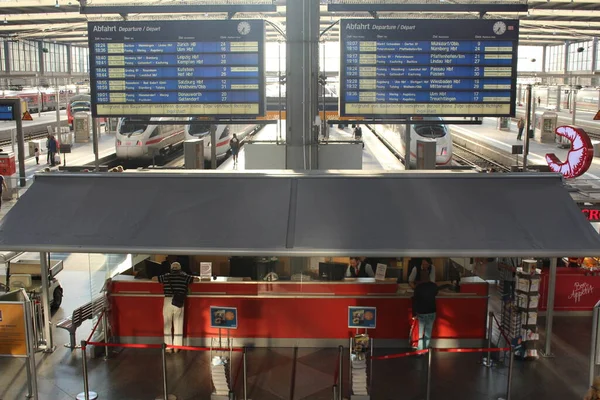 München Deutschland August 2015 Blick Vom Münchner Hauptbahnhof — Stockfoto