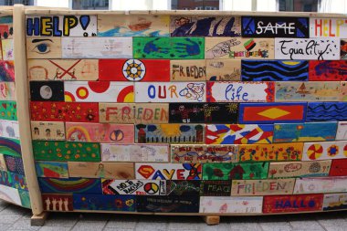 INNSBRUCK, TIROL, AUSTRIA - 28 Haziran 2015: Maria Theresien Caddesi 'nde 