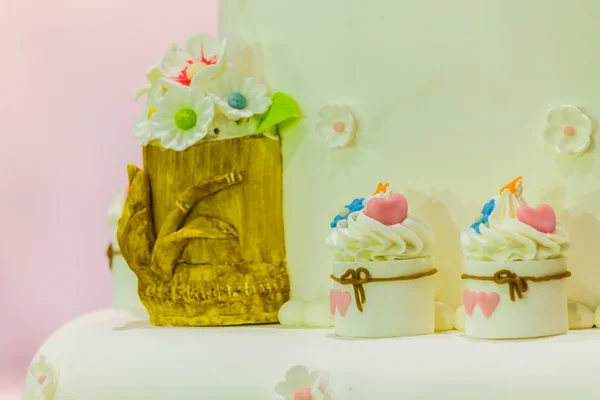 Doces cupcakes de casamento . — Fotografia de Stock