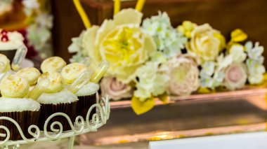 Tatlı düğün cupcakes.