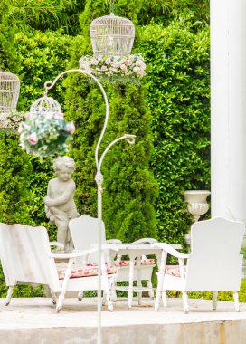 Rahatlatıcı rahat Bahçe uzayda.