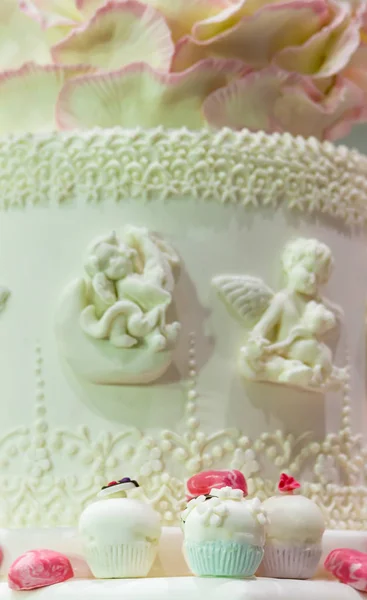 Esküvői cupcakes. — Stock Fotó