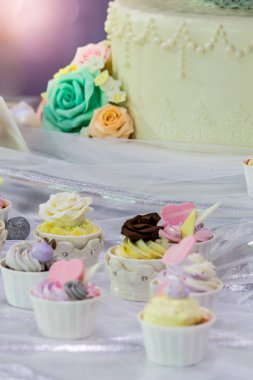 Tatlı düğün cupcakes.
