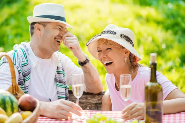 Pareja madura feliz — Foto de Stock