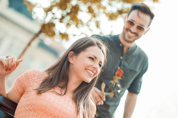 Glückliches verliebtes Paar — Stockfoto