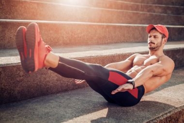 şınav genç atletik erkek