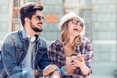 aşk gülümseyen içinde mutlu genç Çift