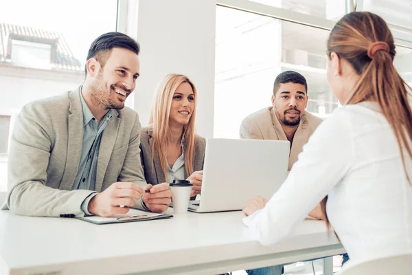 Richiedenti di lavoro con colloquio — Foto Stock