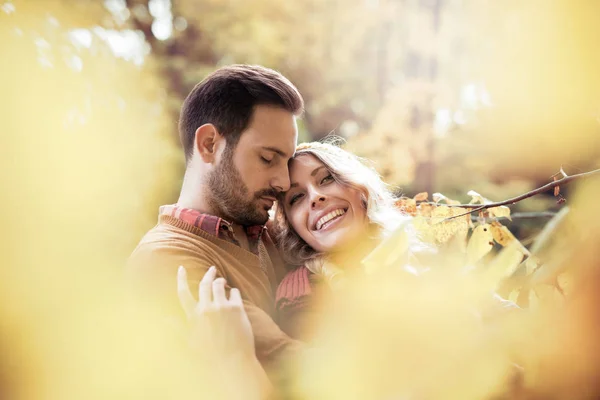 Lovely happy couple in park — Stock Photo, Image