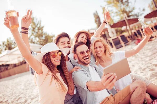 Selfie na plaży — Zdjęcie stockowe