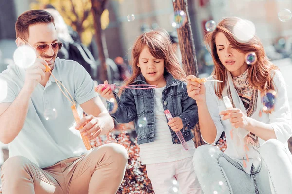 Happy young family — Stock Photo, Image