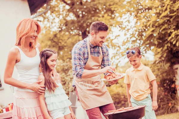 Barbecue time at home — Stock Photo, Image