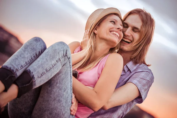 Çift zevk güzel gün batımı 