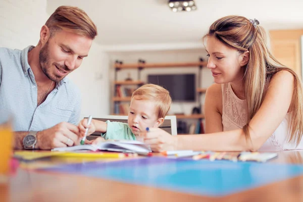 Çizim birlikte aile — Stok fotoğraf