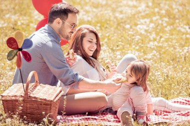 Mutlu aile eğleniyor City