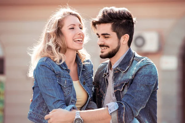 Pareja enamorada — Foto de Stock