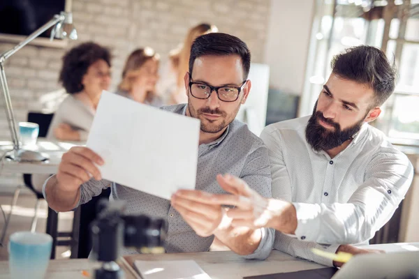 Grupo Empresarial Exitoso Que Trabaja Oficina — Foto de Stock