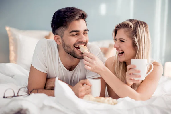 Pequeno-almoço romântico para dois — Fotografia de Stock