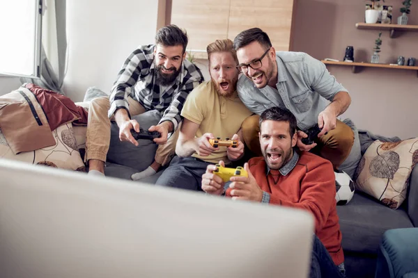 Gruppe Von Freunden Die Hause Videospiele Spielen — Stockfoto