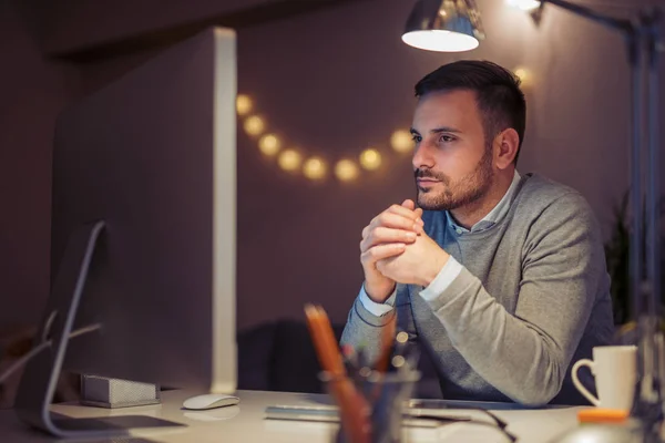 Giovane Uomo Affari Che Lavora Laptop Home Office — Foto Stock