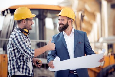 Genç Mimarlar açık toplantıda yeni inşaat hakkında fikirleri tartışmak