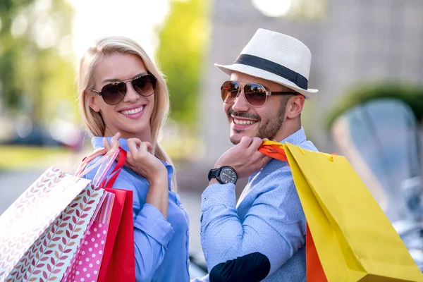 Mooi Jong Stel Genieten Winkelen Plezier Hebben Stad — Stockfoto