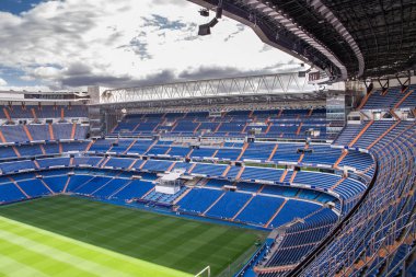 Madrid, İspanya - Mayıs 14, 2009: Mayıs 14, 2009 tarihinde Real Madrid Madrid, İspanya, Santiago Bernabeu Stadyumu. Real Madrid CF 1902 yılında kurulmuştur. FIFA göre Xx yüzyılın en iyi kulübü.