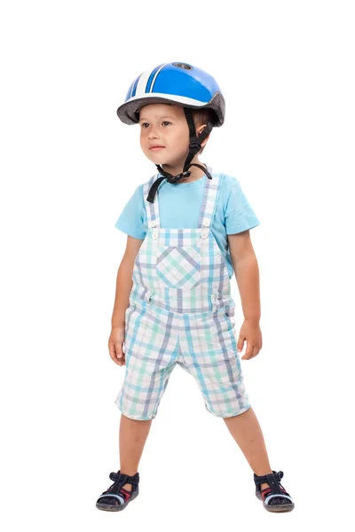 Lindo chico con casco, posando. Aislado sobre blanco — Foto de Stock