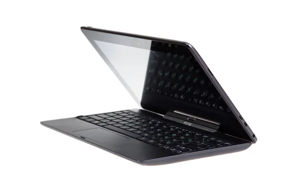 Czarny laptop izolowany na białym tle — Zdjęcie stockowe