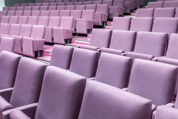 Asientos vacíos de cine o teatro —  Fotos de Stock