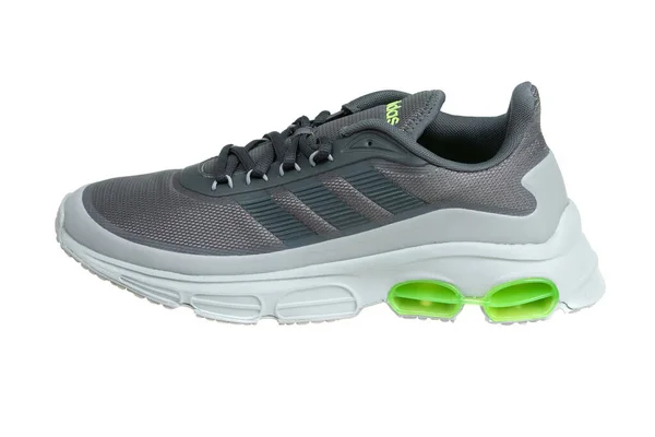 Varna Bulgaria Marzo 2020 Scarpe Sportive Adidas Quadcube Isolate Prodotto — Foto Stock