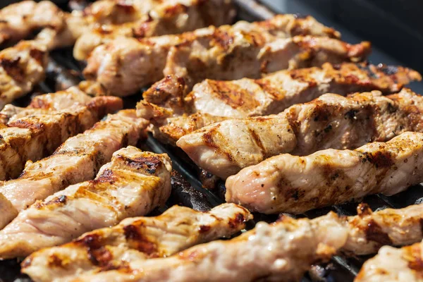 Gotowanie Mięsa Żeberek Bez Kości Grillu — Zdjęcie stockowe