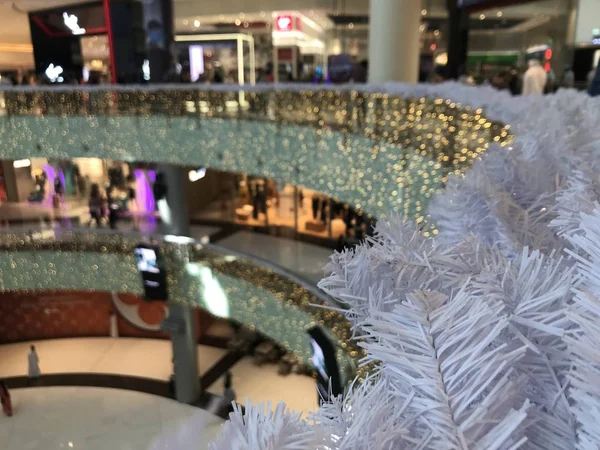 Yeni yıl havası! Neşe!
