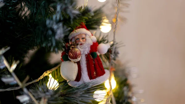 Brinquedos Vítreos Trapo Uma Árvore Natal — Fotografia de Stock