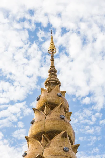 Horní Části Pagoda Modré Obloze Veřejné Chrám Thajsku — Stock fotografie