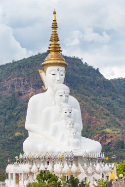 Big Buddha Phasornkaew Tapınağı, Khao Kho,: Phetchabun, Thailand