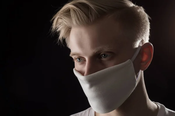Portrait Man White Protective Face Mask Covid Pandemic — Stock Photo, Image