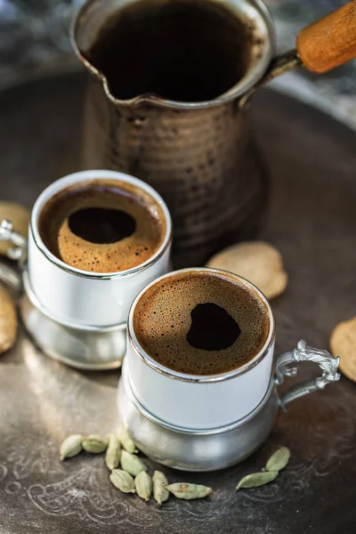 Turkse koffie met kardemom Stockfoto