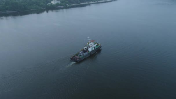 Tugboat Dnipro River — Stock Video