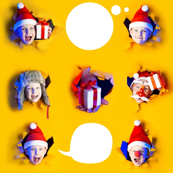 Plusieurs portraits petit Père Noël joyeux dans le chapeau sourit, sortir de l'arrière-plan jaune déchiqueté éclairé par la lumière au néon. Grande taille de tous — Photo